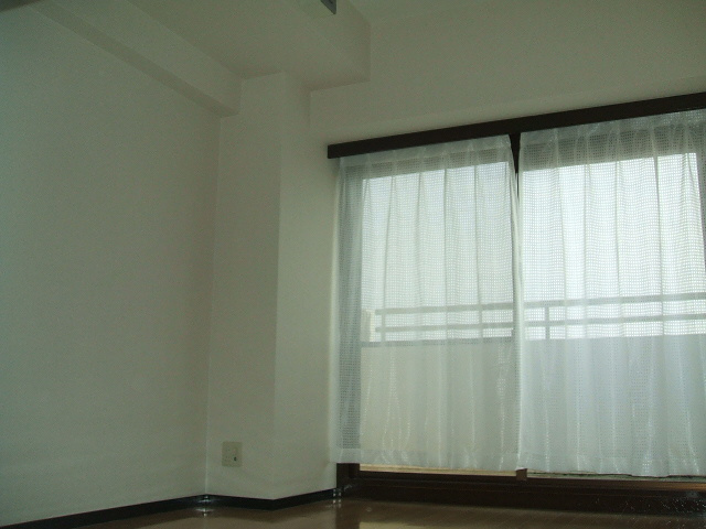 久留米市荘島町の賃貸マンションの子供部屋|子供のお昼寝に使えるお部屋です※同タイプのお部屋になります