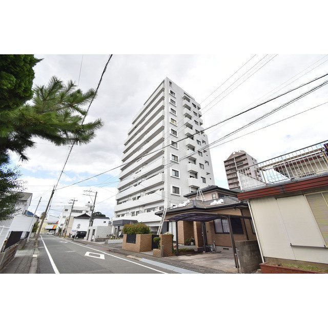 久留米市荘島町の賃貸マンションの外観|外はこのようになっています