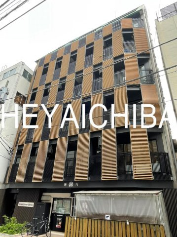 クレアツィオーネ上野の外観