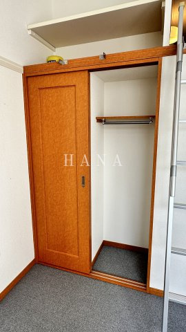 レオパレスニュー宝木ガーデンの収納