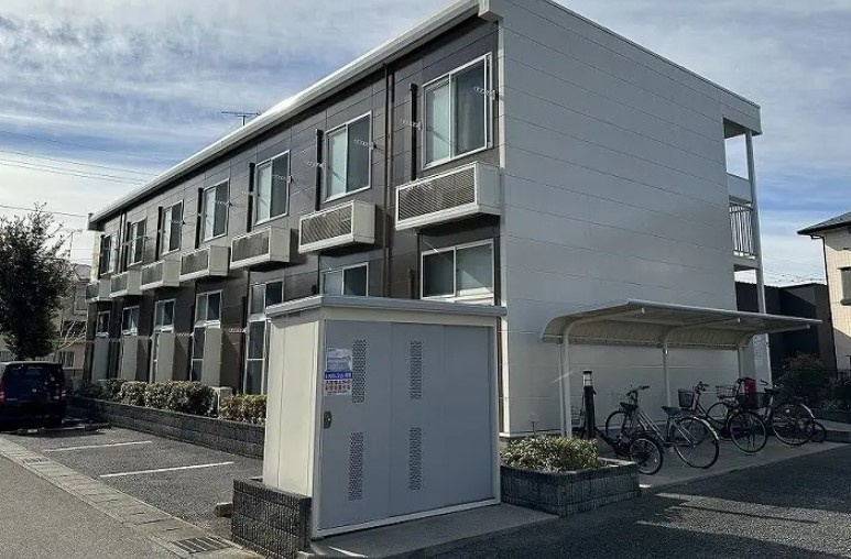 レオパレスニュー宝木ガーデンの外観