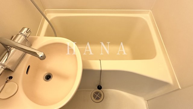 レオパレスニュー宝木ガーデンの浴室
