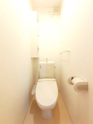 【トイレ】 | メイグラード | 清潔感のあるトイレです