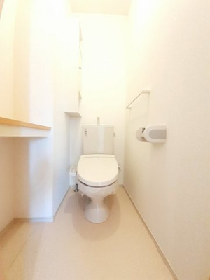 【トイレ】 | ウエスト　ヒル | ゆったりとした空間のトイレです