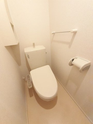 【トイレ】 | ルミエールⅠ | 清潔感のあるトイレです