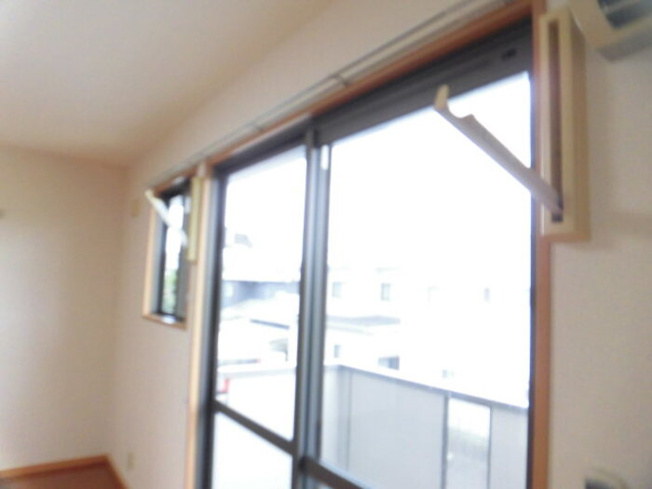 【内装】 | ユニヴェール白山 | 210 室内物干し