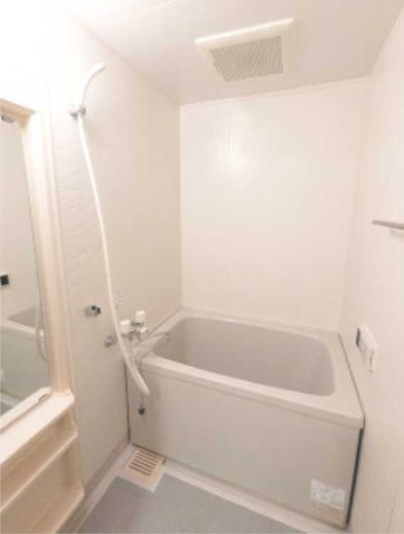 ベルフォンテ弦巻　南向き　追焚　オートロックの浴室