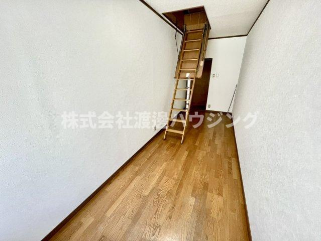 杭全4丁目貸家の寝室
