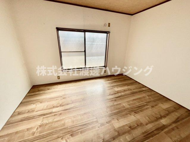 杭全4丁目貸家の寝室
