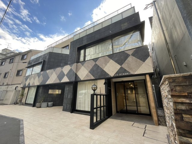 CUALZOミナミアオヤマ