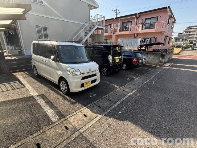 ＭＴソフィアの駐車場