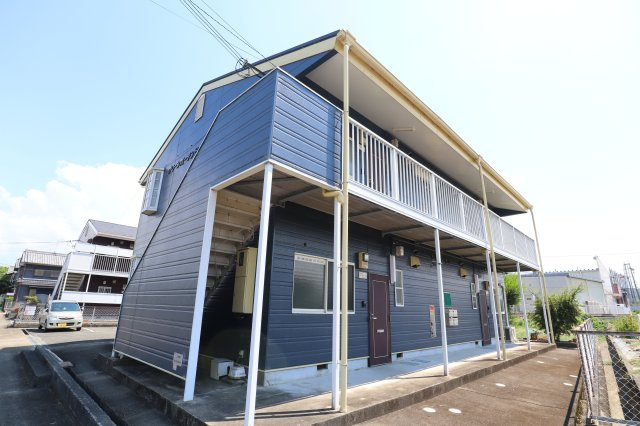 橿原市出合町のアパート