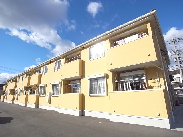 橿原市雲梯町のアパート