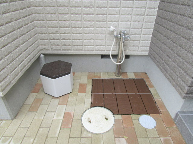 Ｒｅｖｅｕｒ　Ｈａｎａｚｏｎｏ　リヴェールハナゾノのその他共用部分|★ペット専用足洗い場★