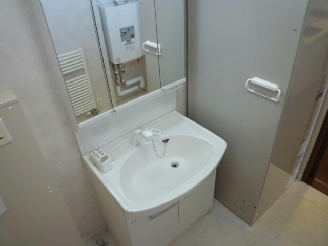 文苑３－５５－１３テラスハウスの独立洗面台