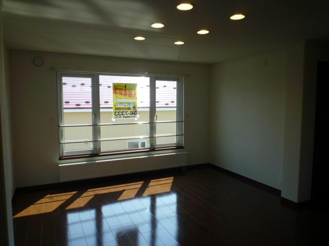 文苑３－５５－１３テラスハウスの居間・リビング