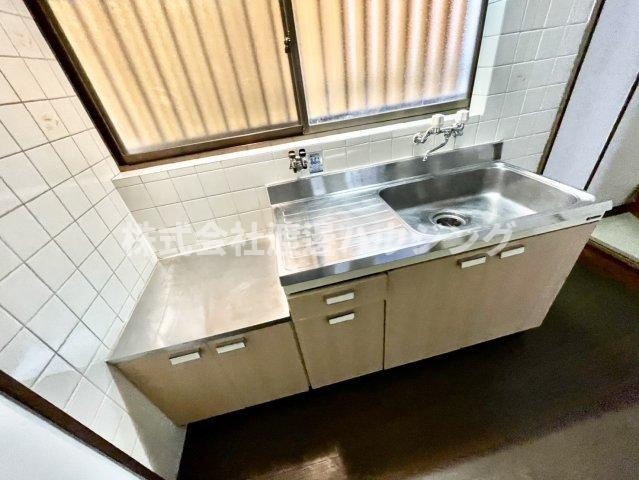 桃谷3丁目貸家のキッチン