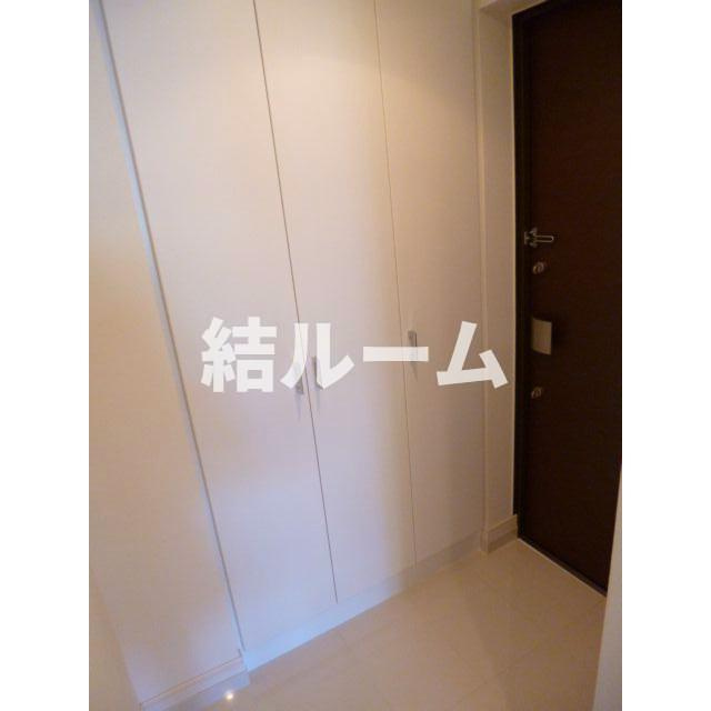 板橋区氷川町の賃貸マンションの玄関