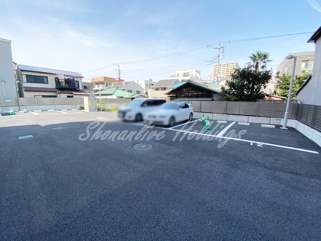 プラージュ県立大学の駐車場|敷地内駐車場空きあり