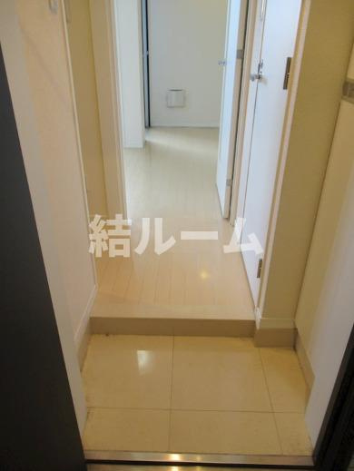 板橋区仲宿の賃貸マンションの玄関