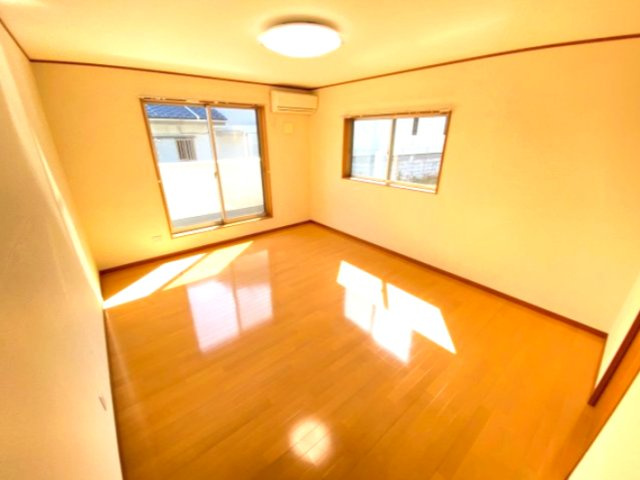 【寝室】 | 洋室①☆