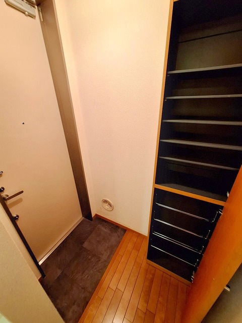 グランソレイユの玄関