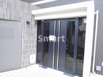 【エントランス】 | プレミアムキューブ新中野