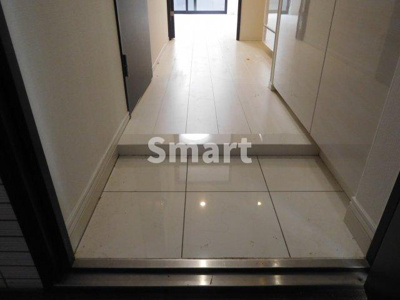 【玄関】 | プレミアムキューブ新中野