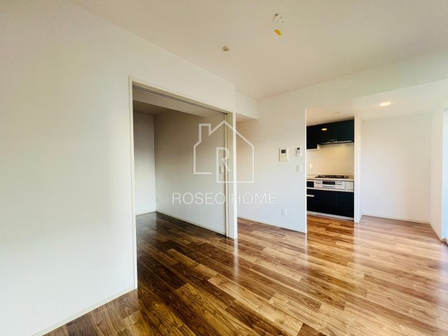 大拓ハイツ22の居間・リビング|同マンション別部屋：参考写真