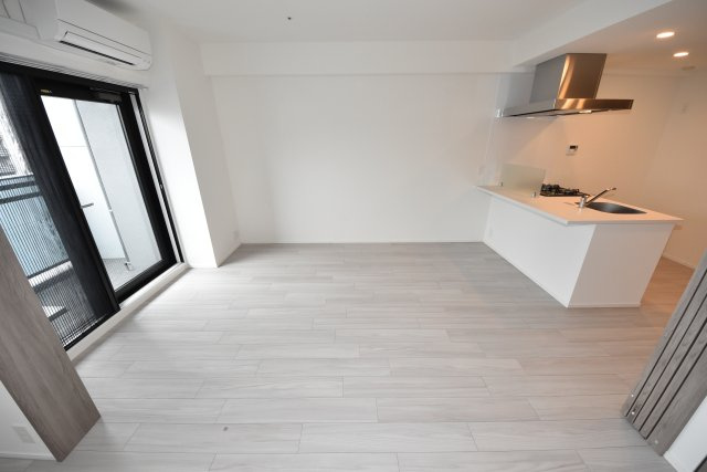 エスレジデンス堺筋本町Deux