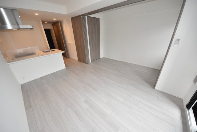 エスレジデンス堺筋本町Deux