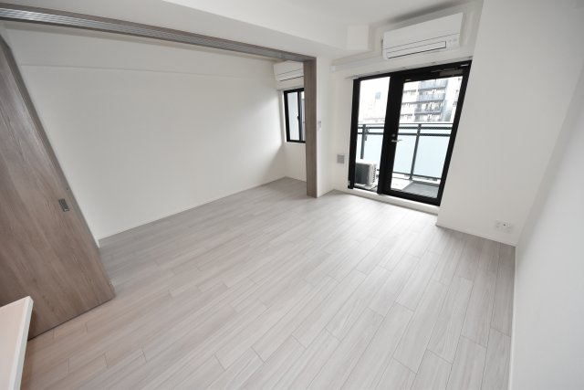 エスレジデンス堺筋本町Deuxの居間・リビング