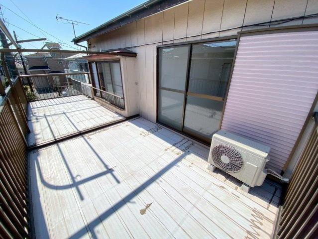 【バルコニー】