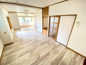 【居間・リビング】