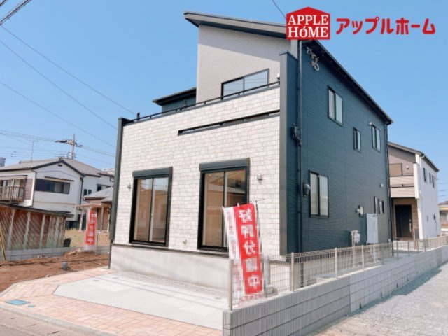 [新築住宅] 鴻巣市本町7丁目 全3棟の外観|資料請求、お電話でのお問合せ、いつでも丁寧に対応させていただきます！不動産業界のプロフェッショナルが集う弊社にぜひ一度ご相談ください！