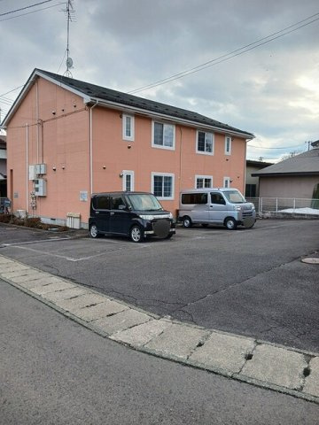ＮＥＷエクセル弐番館の駐車場