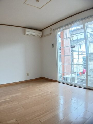 ＮＥＷエクセル弐番館の居間・リビング