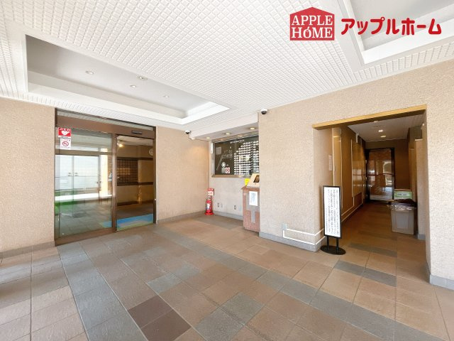 [中古マンション] ライオンズプラザ大宮のエントランス
