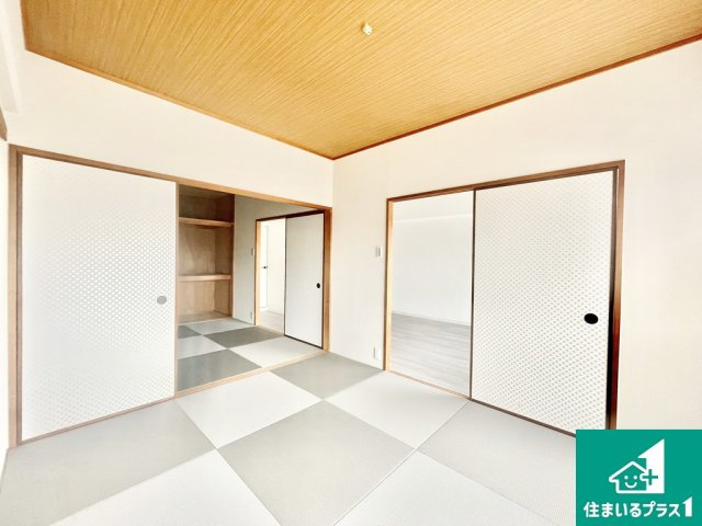 ファミール堺の寝室|リビングつながりの和室です♪【現地写真】