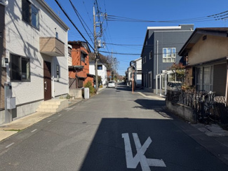 【前面道路含む現地写真】