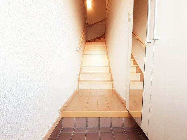 ニュー　シャトーＢの玄関