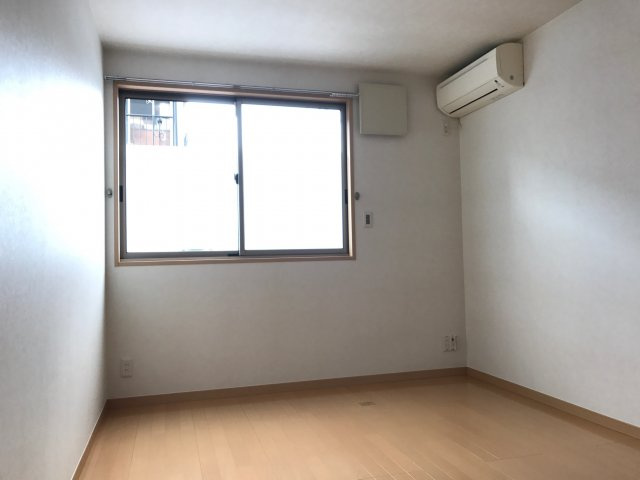 MARIVEの洋室