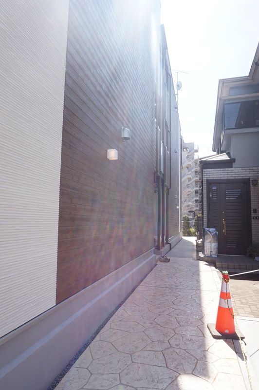 リブリ・COZYのエントランス|毎日通るエントランスはこのようになっています