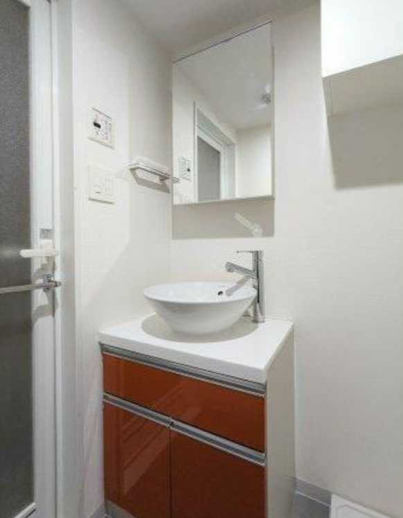 プレミアムキューブ三宿　ペット相談　分譲賃貸　ネット0の洗面所