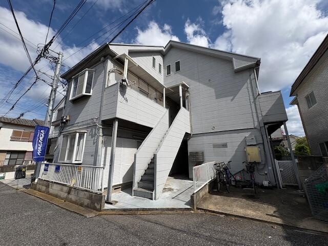 ロフティスピング鎌ヶ谷のエントランス