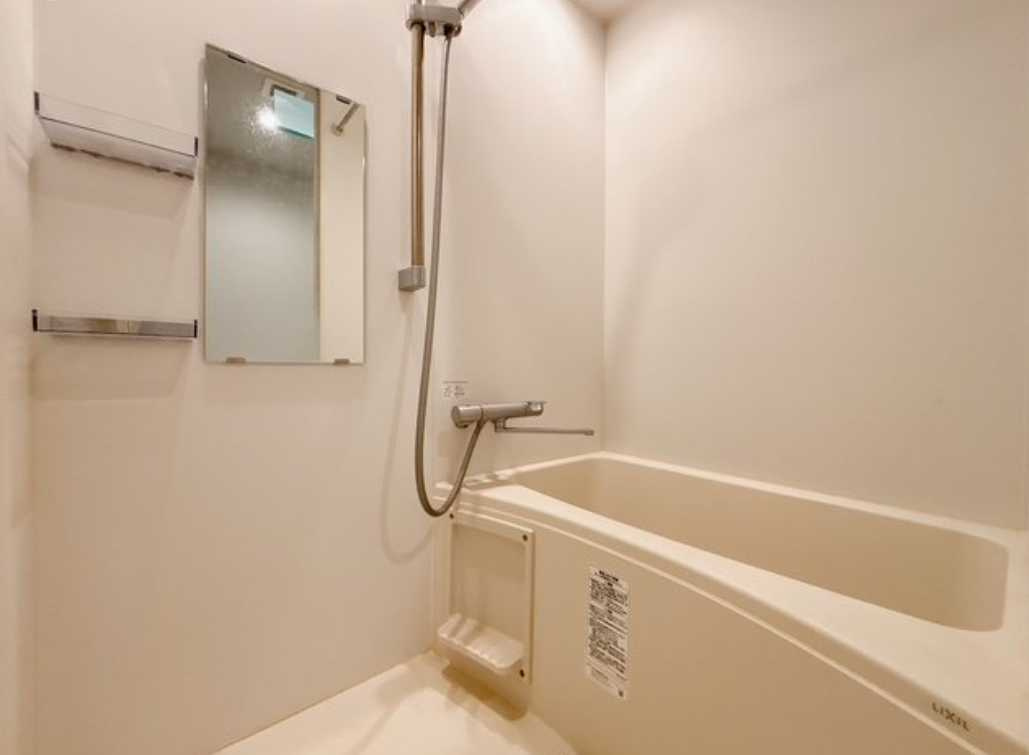 サクラシンマチU　敷金０　築浅　角部屋の浴室