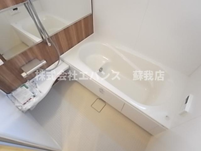 【浴室】 | メゾンドボヌール | コンパクトで使いやすいお風呂です