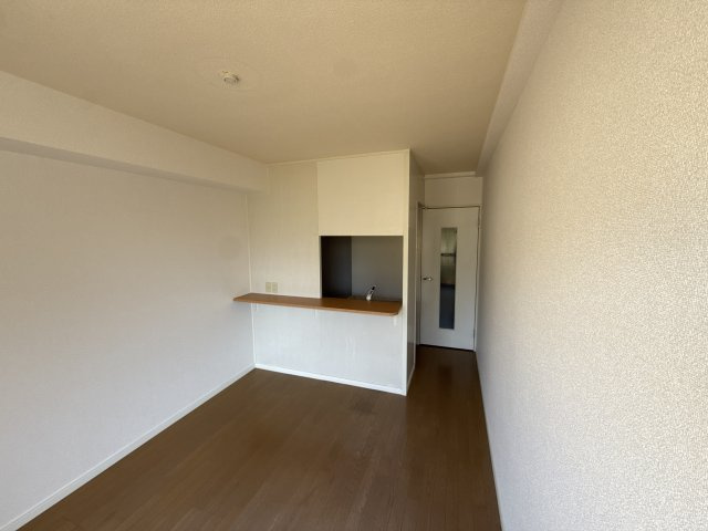 シャルマン砥堀の居間・リビング
