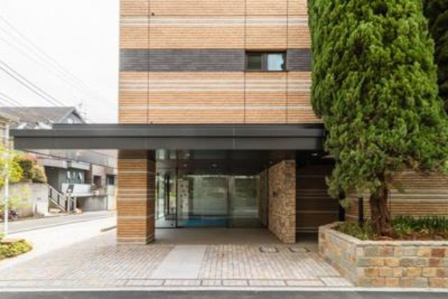 ＳＡＳＡＺＵＫＡ　ＴＯＤＡＹのエントランス