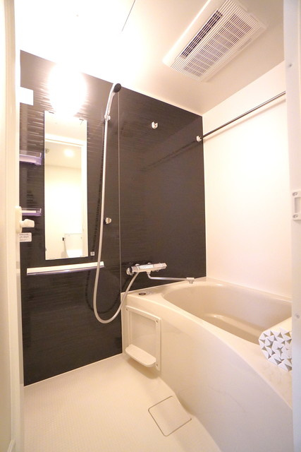 ＣＲＥＡＴＩＦ池袋本町の浴室|※写真は同タイプ住戸です。